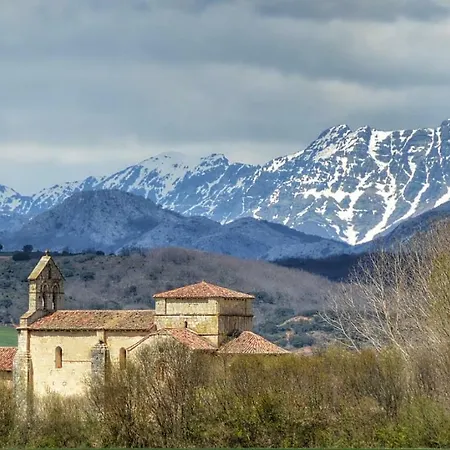 Hétvégi ház Finca Santa Eufemia *